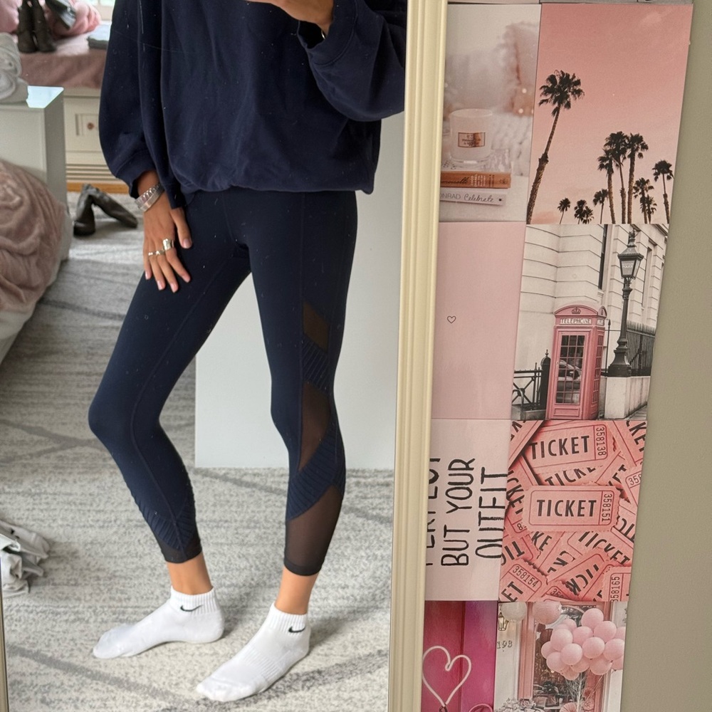 Athleta Women's Navy Leggings